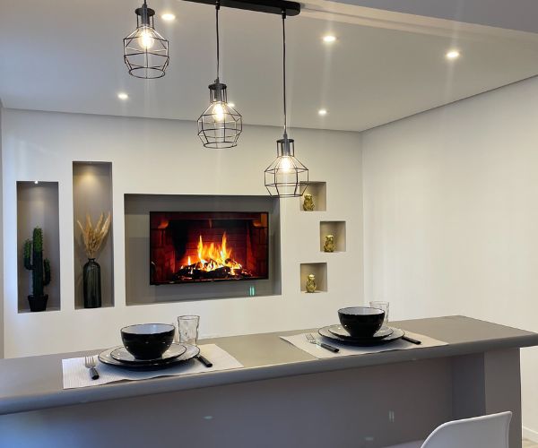 Cuisine ouverte rénovée après suppression de cloison à Valence